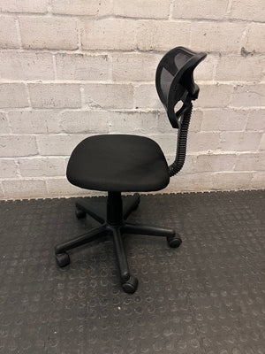 Black Mesh Back Swivel Office Chair – side view