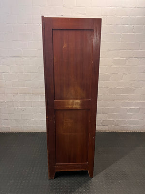 Vintage-Style Double Door Wooden Wardrobe – condition detail