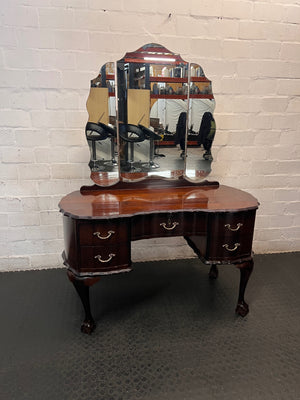 Vintage Style Triple Mirror Dressing Table with Ball & Claw Feet — Detached Side Mirror – main front view