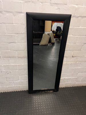 Tall Rectangular Mirror with Wide Dark Frame – side view