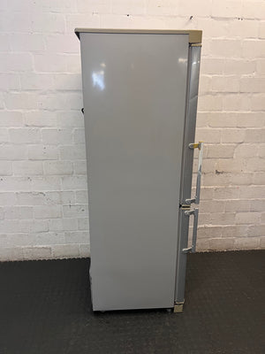 LG Expresscool Silver Fridge-Freezer — Noisy Compressor with Vibrations – condition detail