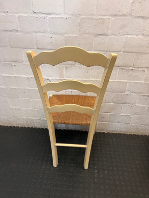 Cream Wooden Ladder-Back Dining Chair with Rush Seat — Great Condition – condition detail