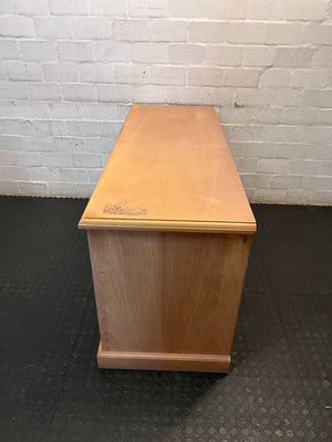 Oak-Tone Office Desk with 3 Drawers — Surface Mark on Top Right Side – condition detail