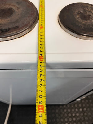 White Freestanding 4-Plate Electric Stove with Oven — Good Working Order with Older Style Plug – width measurement