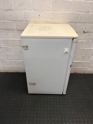 Defy White Bar Fridge with Lock — Good Working Order – condition detail