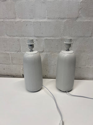 Ribbed Ceramic Table Lamp Base – condition detail