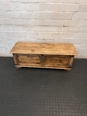 Rustic Textured Wooden Kist with Metal Hardware – main front view