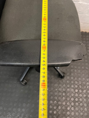High-Back Mesh Office Chair with Swivel Base – width measurement