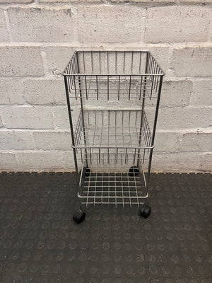 Three-Tier Silver Metal Wire Utility Trolley – condition detail
