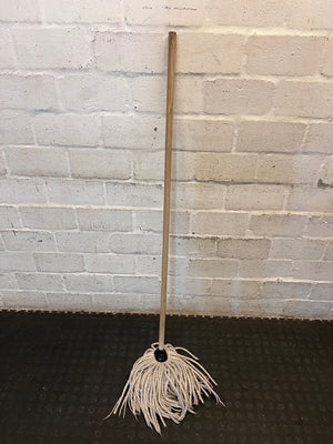 Traditional Wooden Handle Cotton Mop – main front view
