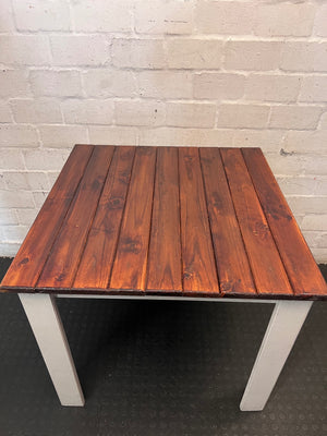 Two-Tone Square Wooden Dining Table – condition detail