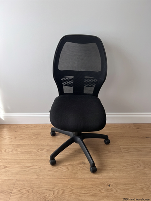 Black Mesh High Back Swivel Office Chair – styled product image
