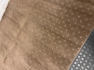 Textured Earthy Brown Area Rug (180cm x 136cm) – condition detail
