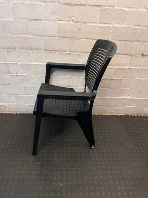 Black Plastic Outdoor Armchair – condition detail