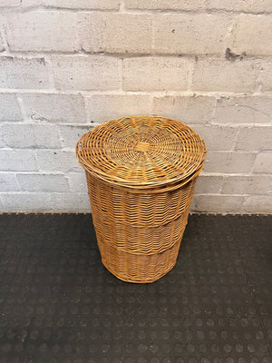 Woven Wicker Laundry Basket with Lid – back view