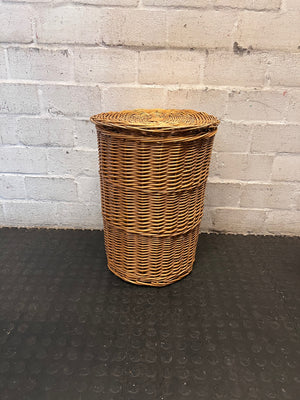 Woven Wicker Laundry Basket with Lid – main front view