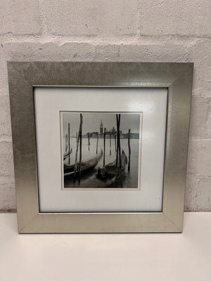 Square Venice Gondola Photographic Artwork in Silver Frame – condition detail