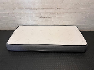 Single Mattress with Quilted Floral Pattern – side view