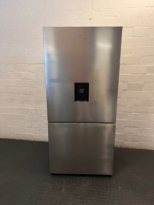 Hisense Brushed Steel Fridge Freezer with Water Dispenser – main front view