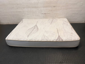 King Koil Cassia Queen Extra Length Mattress – condition detail