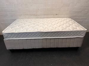 Rainbow Home 3/4 Base Set in Grey Fabric – top view