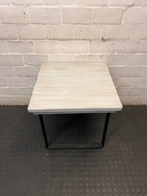 Whitewashed Slatted Side Table with Industrial Metal Base – condition detail