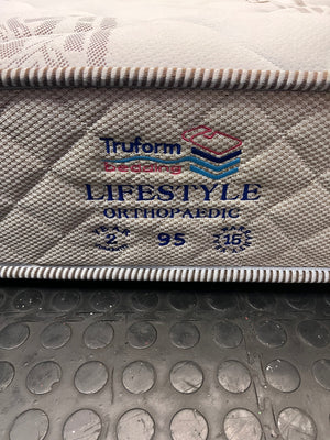Double Bamboo Fabric Quilted Mattress – condition detail