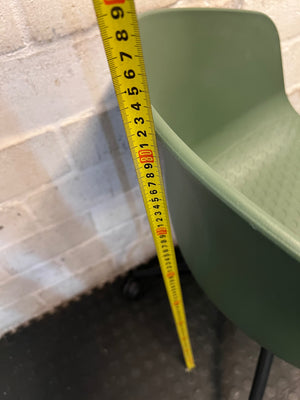 Modern Green Moulded Office Chair with Castors – height measurement