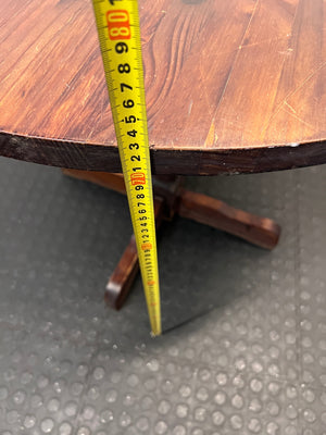 Round Wooden Pedestal Dining Table – height measurement
