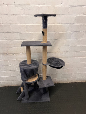 Multi-Level Plush Cat Tree with Sisal Scratching Posts – condition detail