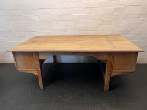 Large Timber Office Desk with Integrated Pigeon-Hole Shelves – condition detail