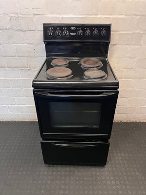 Defy Kitchenaire 621 4-Plate Electric Stove in Black — Good Working Order – main front view