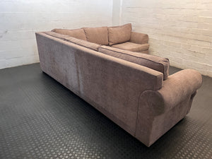 Large Brown L-Shape Corner Couch – condition detail