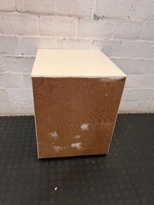 White 3-Drawer Side Table / Pedestal - 2ndhandwarehouse.com