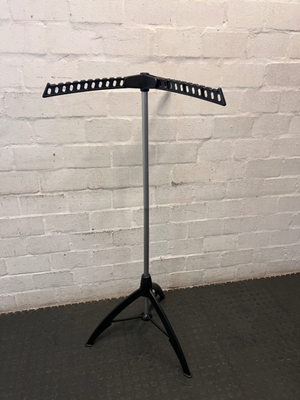 Portable Tripod Clothing Rack with Hanger Slots — Good Working O - 2ndhandwarehouse.com