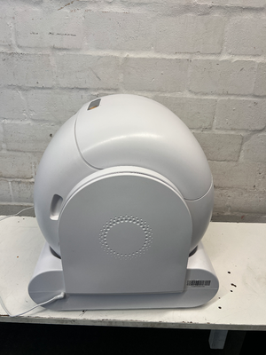 White Automatic Self-Cleaning Cat Litterbox — Good Working O - 2ndhandwarehouse.com