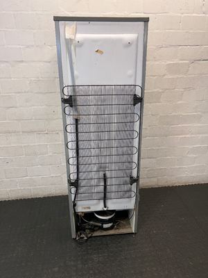 Defy Silver Fridge Freezer — Not Cooling and Exterior Damage - 2ndhandwarehouse.com