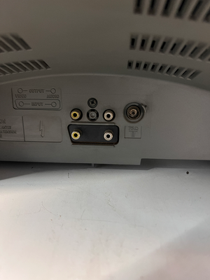 Samsung Plano Silver CRT Television — No Picture Displayed