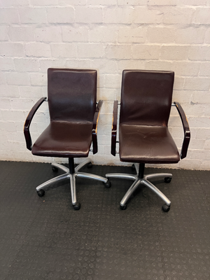 Leather Mid-Back Office Chair with Aluminium Base — Scuffed Arm Rests - Needs Upkeep - 2ndhandwarehouse.com