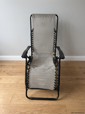 Folding Bungee Recliner Outdoor Chair in Tan and Black - 2ndhandwarehouse.com