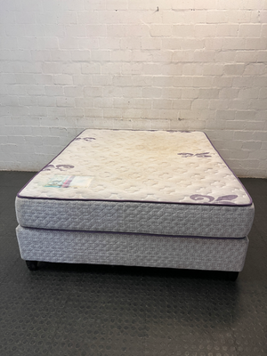 Queen Size Base Set with Fleur-de-lis Accents — Visible Surface Staining and Use