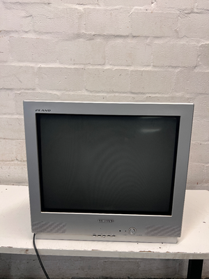 Samsung Plano Silver CRT Television — No Picture Displayed