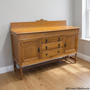 Charming Vintage Wooden Sideboard with Ornate Carving draw missing a hinges - 2ndhandwarehouse.com