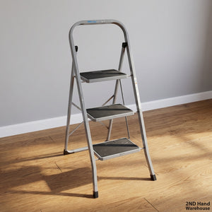 Reliable 3-Step Steel Stepladder