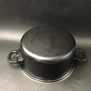 Black Pot with Glass Lid - Medium