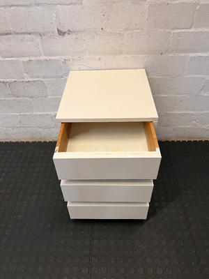 White 3-Drawer Side Table / Pedestal - 2ndhandwarehouse.com