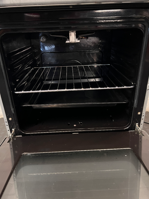 Defy 4-Plate Gas Stove - Good Condition - 2ndhandwarehouse.com