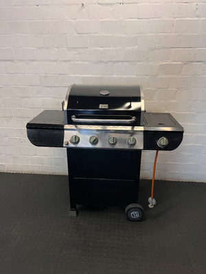 Terrace Leisure 4-Burner Gas Braai - Surface Rust & Wear - 2ndhandwarehouse.com