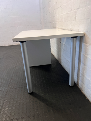 Modern White Office Desk with Pedestal Drawers - 2ndhandwarehouse.com