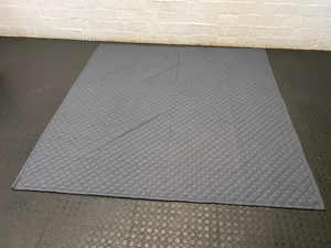 Charcoal Grey Diamond Quilted Blanket Throw - 210cm x 195cm - 2ndhandwarehouse.com